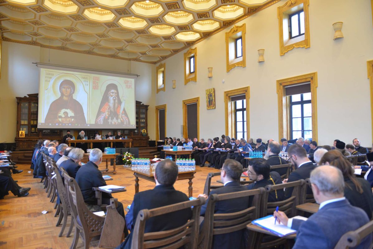 Unitatea - darul lui Dumnezeu în lucrarea Bisericii (Şedinţa Adunării eparhiale a Arhiepiscopiei Iaşilor) 583