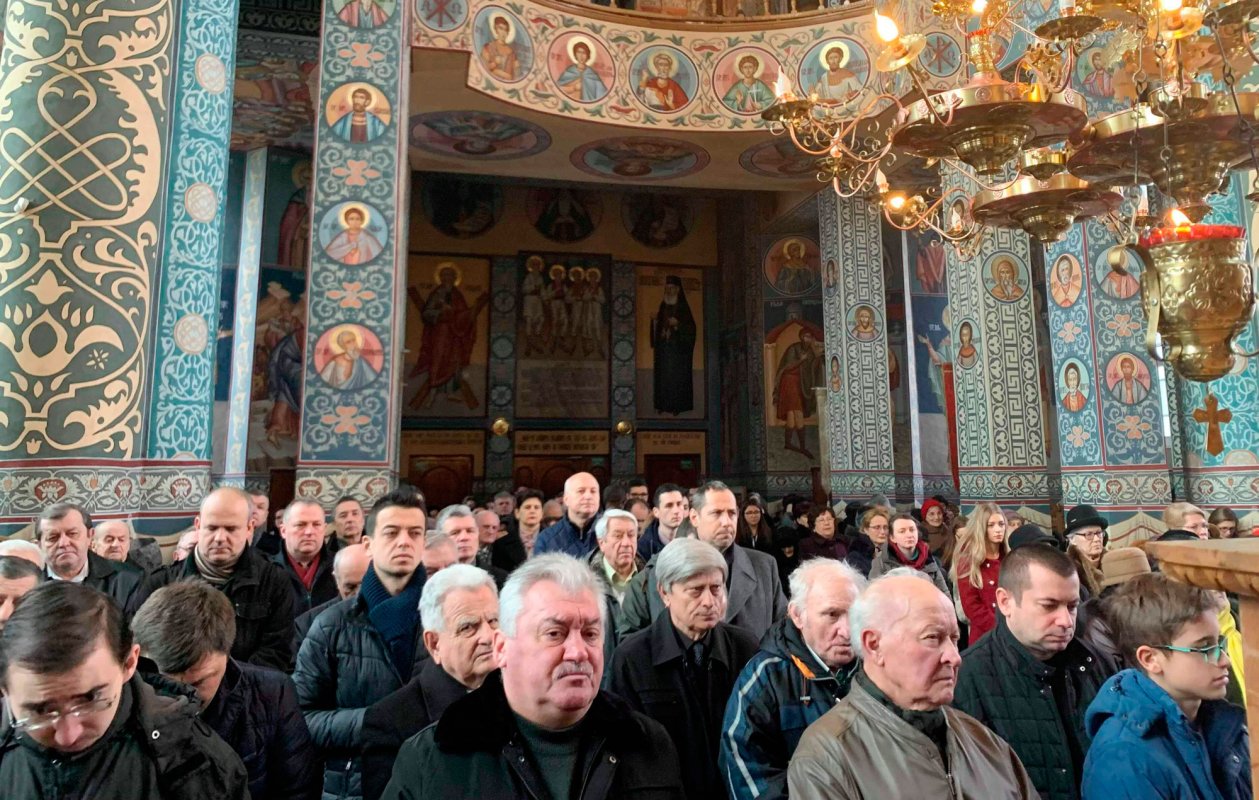 Activităţi caritative şi duhovniceşti la parohia clujeană „Nașterea Domnului” 505