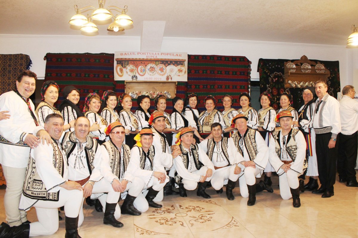 „Balul portului popular” la Rupea, județul Brașov 501