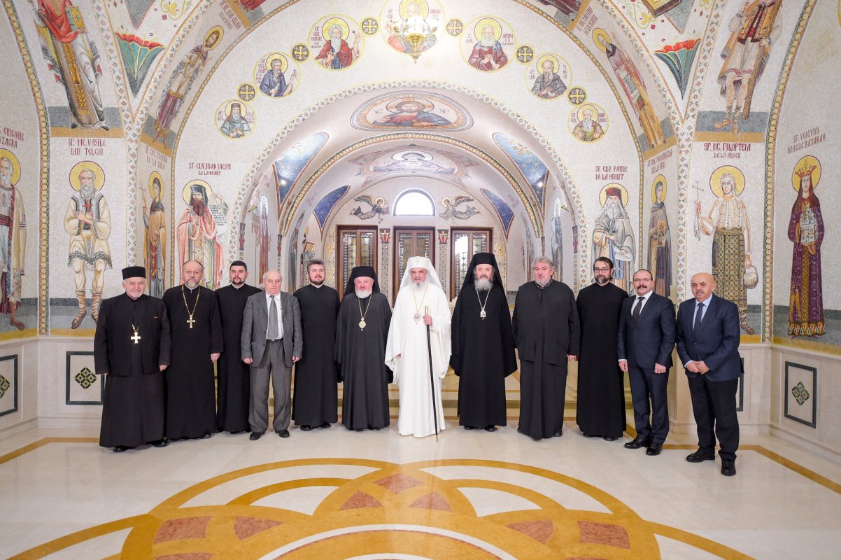 Catedrală Naţională şi lucrare socială 476