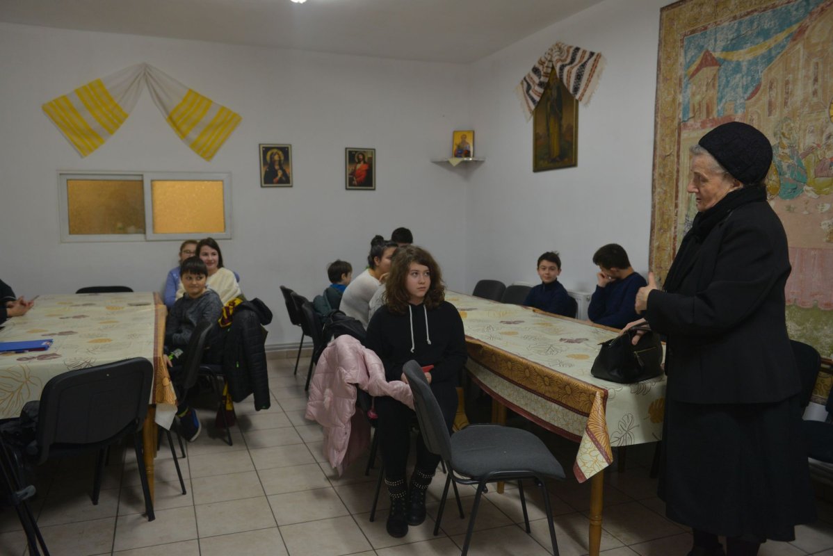 Curs de gătit pentru copii inspirat din poveştile lui Creangă 468