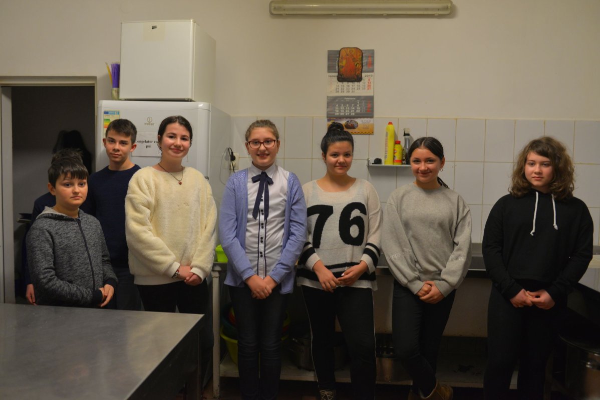 Curs de gătit pentru copii inspirat din poveştile lui Creangă 469