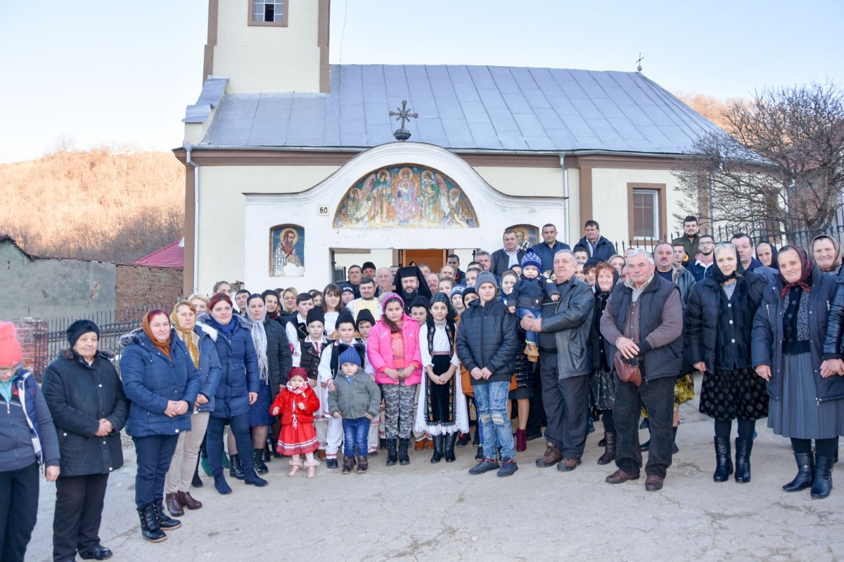 Sărbătoare în Parohia Cănicea 518