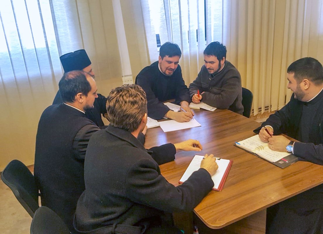 Cursuri de formare pentru preoți 398