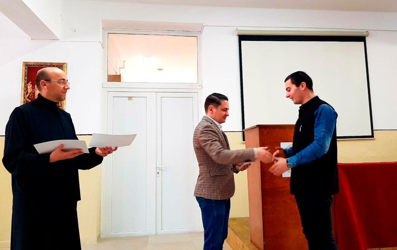 Liceul Ortodox „Episcop Roman Ciorogariu” vizitat de un europarlamentar 363