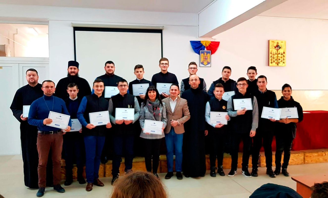 Liceul Ortodox „Episcop Roman Ciorogariu” vizitat de un europarlamentar 365