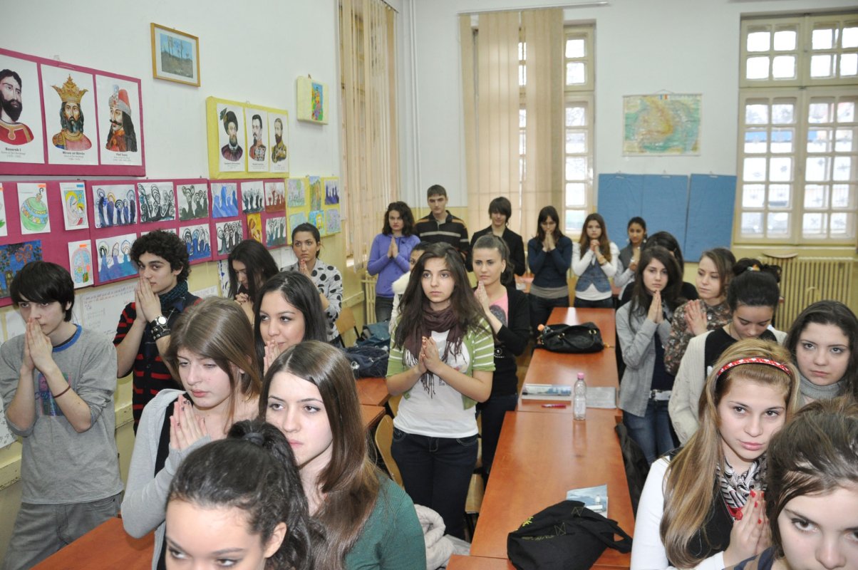 De ce preţuiesc tinerii ora de religie 289