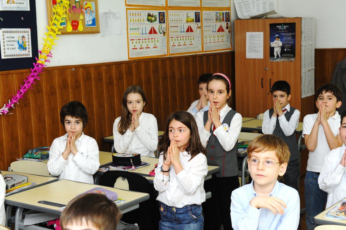 De ce preţuiesc tinerii ora de religie 292