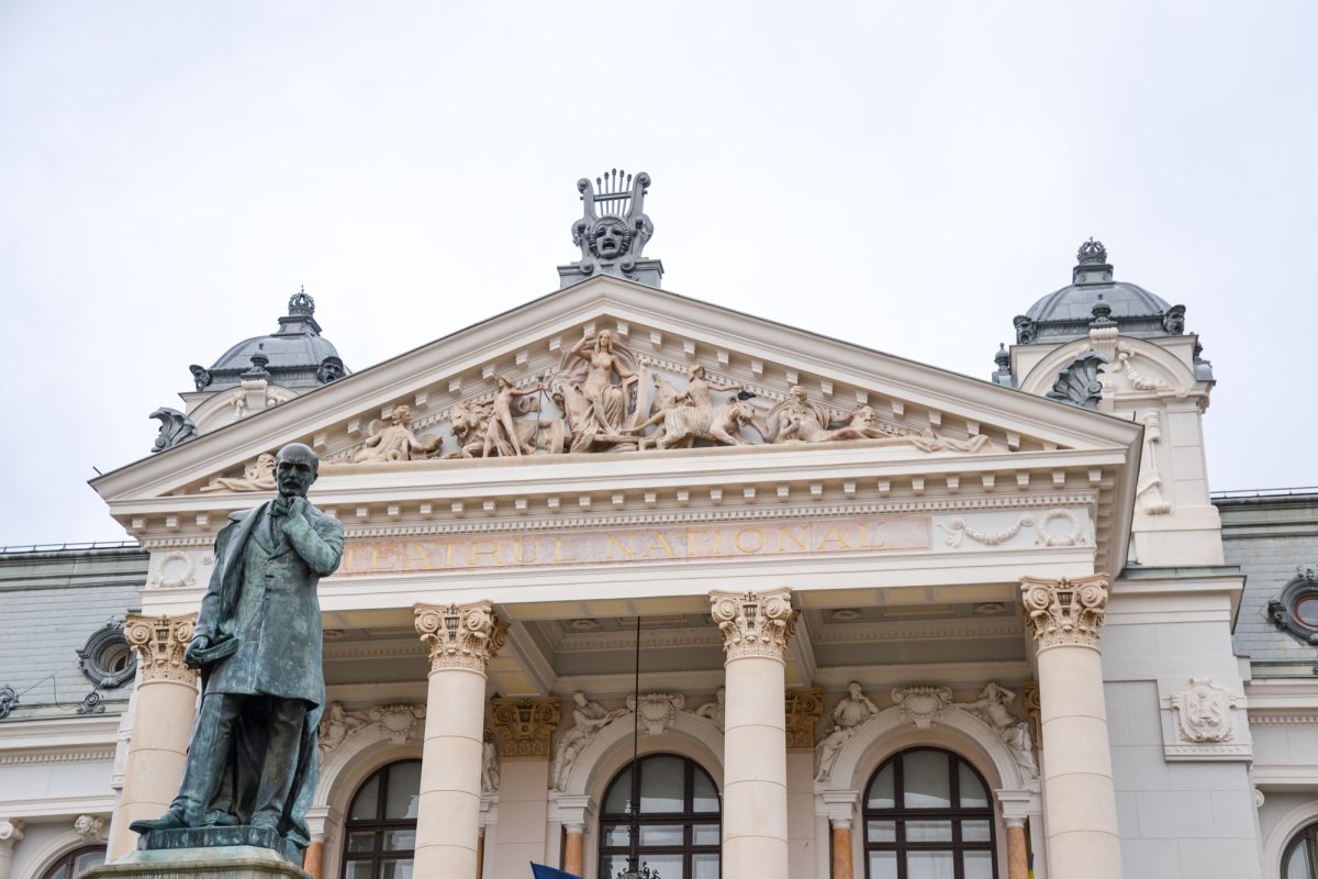 O construcție la superlativ din veacul al XIX-lea 265