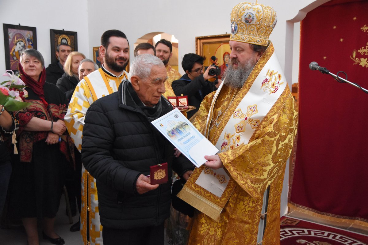 Locaș de închinăciune la Universitatea Hyperion 222