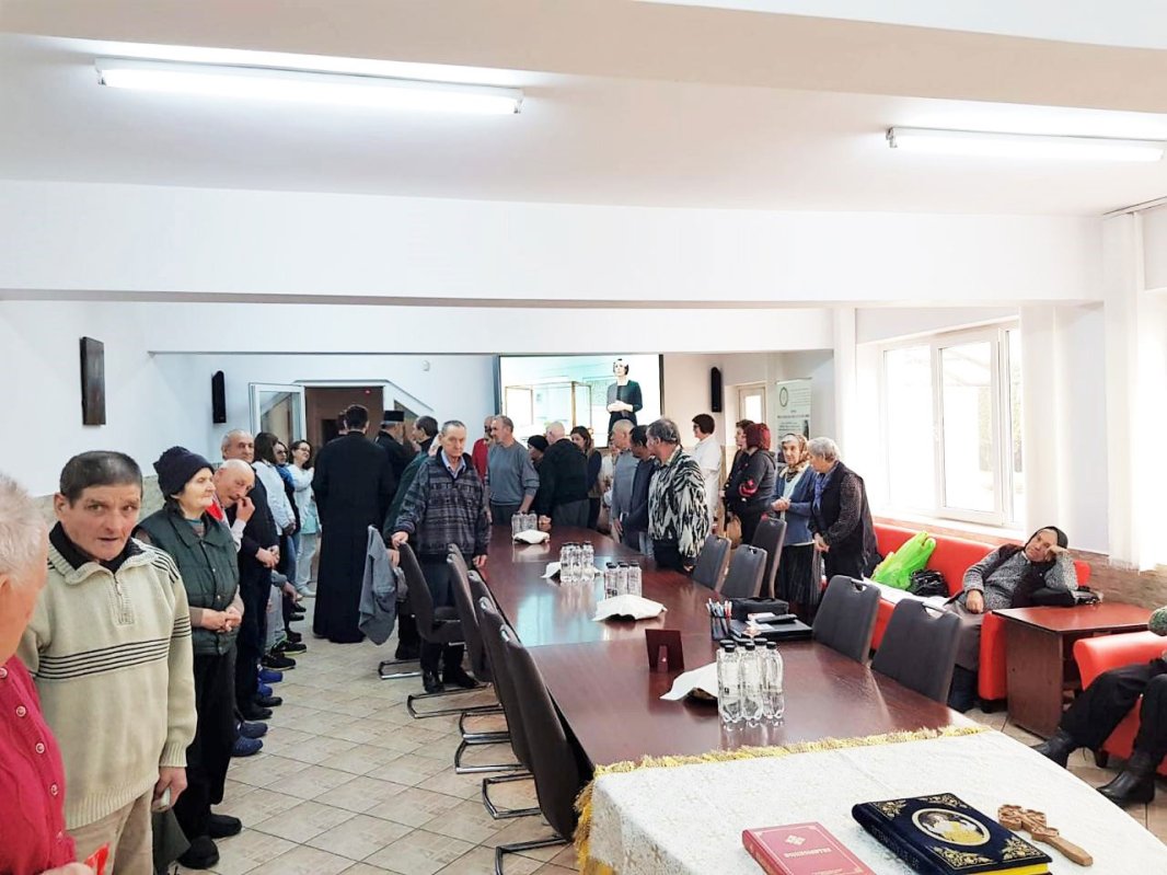 Vizită pastorală la Centrul creștin social-medical de zi „Sfântul Nectarie” - Sighișoara 177