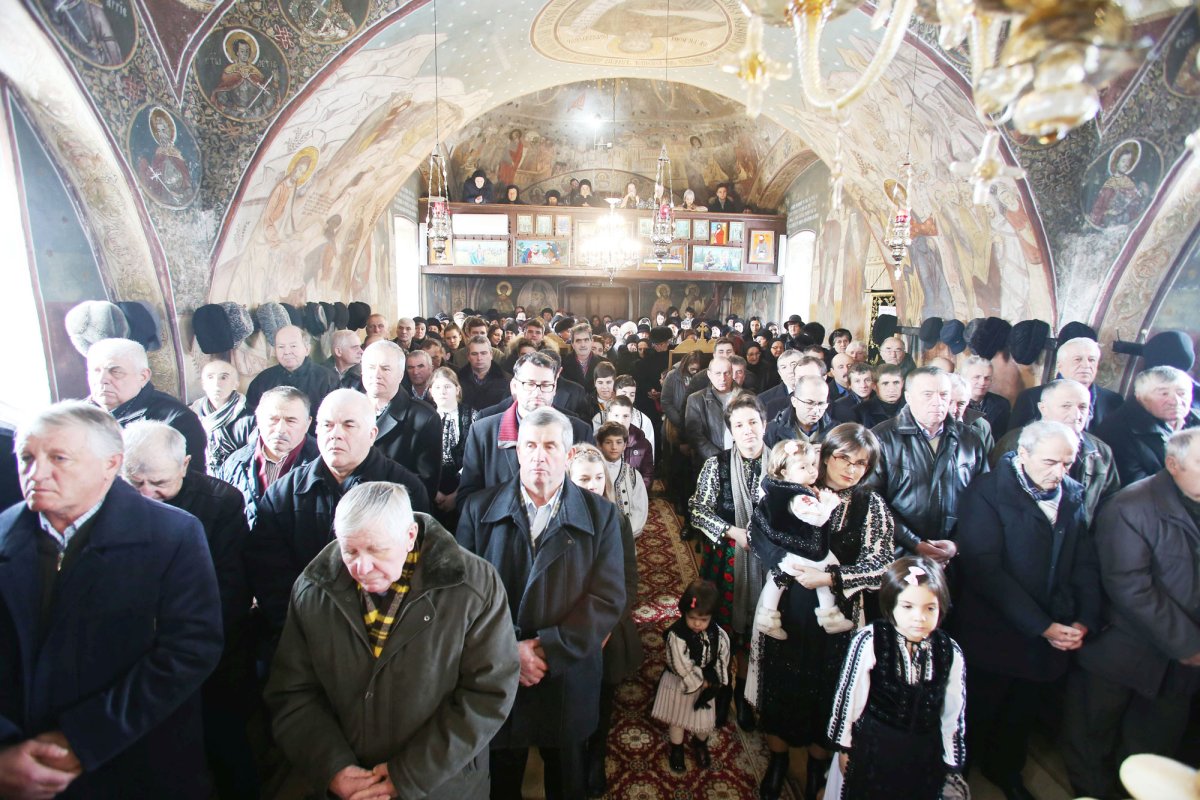 Slujiri arhiereşti în Duminica a 34-a după Rusalii 145