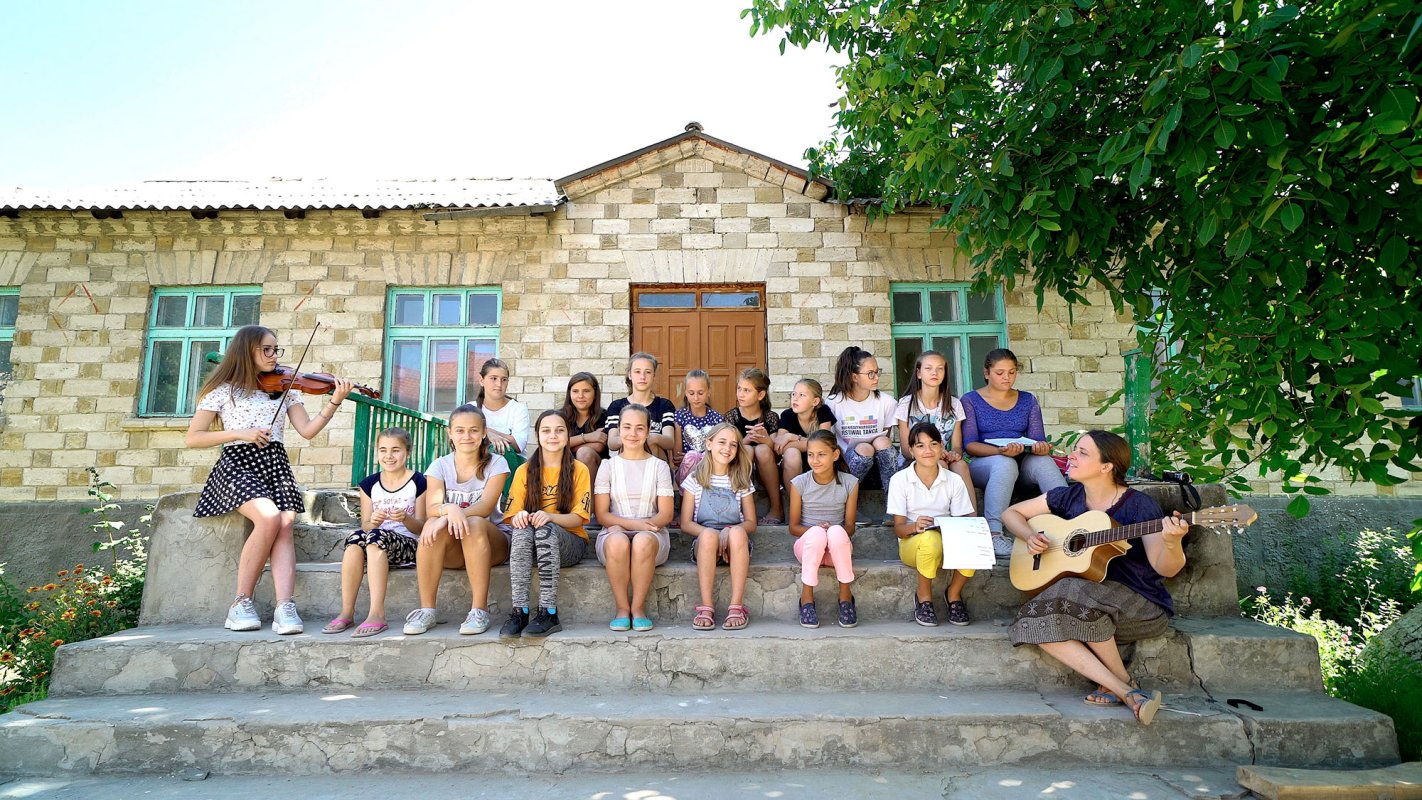 Povestea înfrățirii a două sate, cândva de olari 18