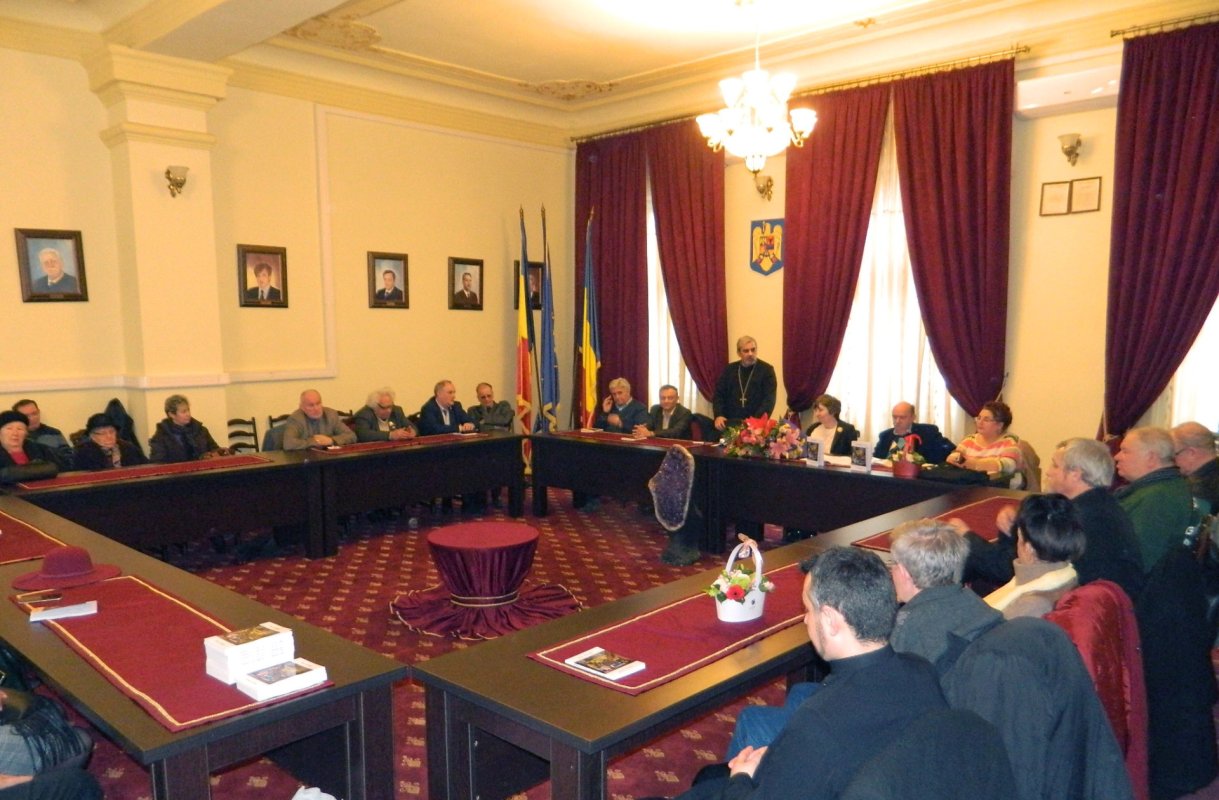 Lansarea volumului „Să vorbim corect românește”  115524