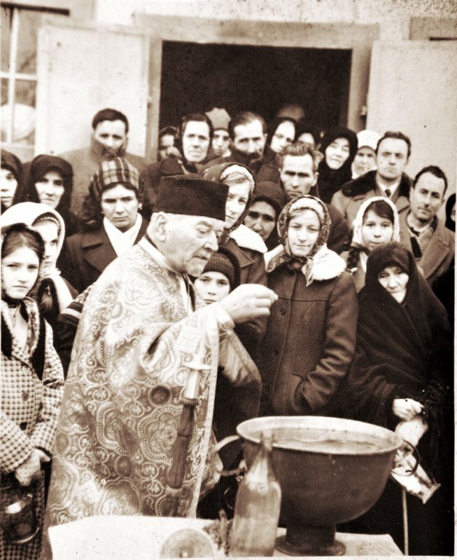 Preotul Emanoil Manoliu, între slujitorii cu îndelungată misiune 115501