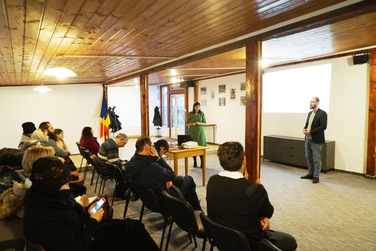 Atelier de formare pentru preoți și voluntari, la Sibiu 115452