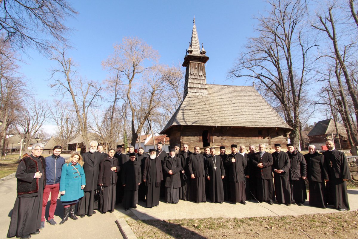 Cerc pastoral la Muzeul Satului din Capitală 115433