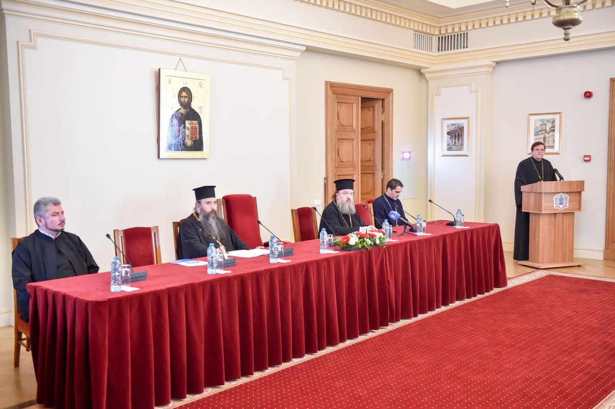 Întrunirea membrilor CAR a Arhiepiscopiei Bucureștilor 115426