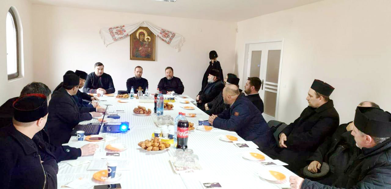 Întrunire a Grupului cultural-catehetic din Protopopiatul Reghin 115396