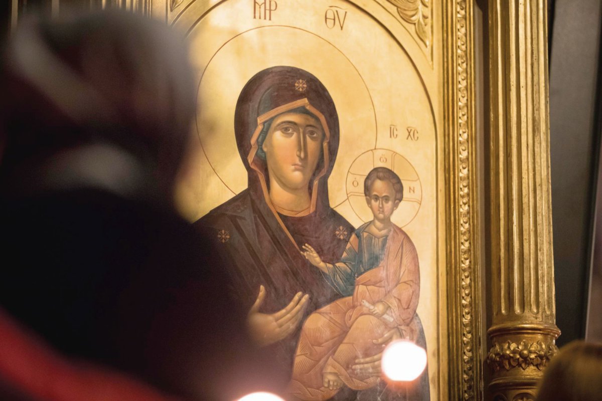 Ridicarea Panaghiei, o practică liturgică cu semnificaţii alese 115351