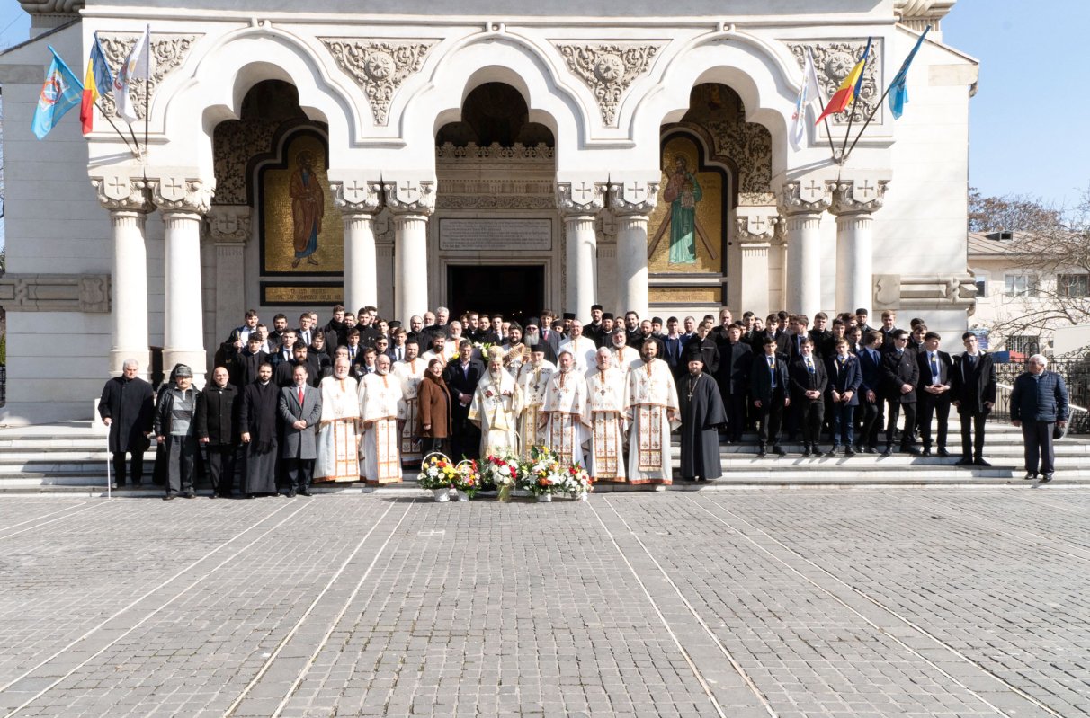 Sfinții Ioan Casian și Gherman sărbătoriți la Dunărea de Jos 115366
