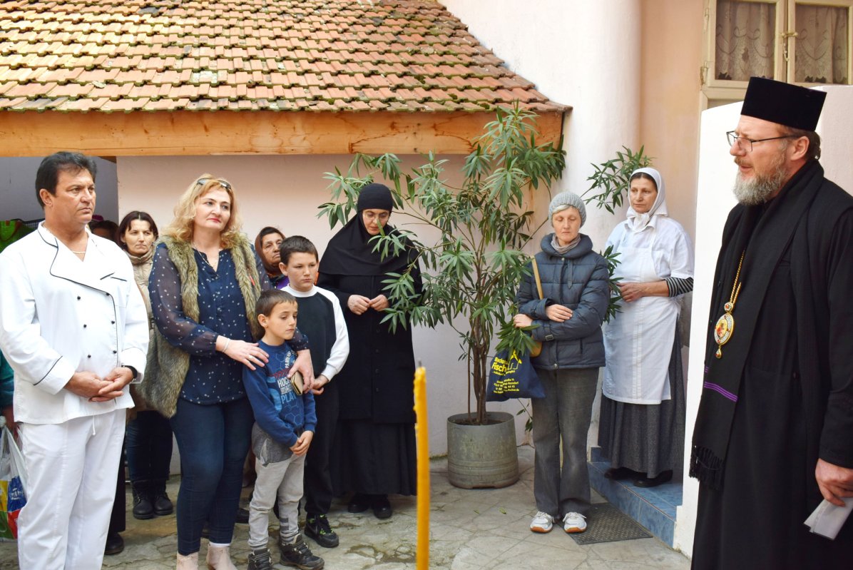 12 ani de activitate neîntreruptă a cantinei sociale a Arhiepiscopiei Aradului 115306