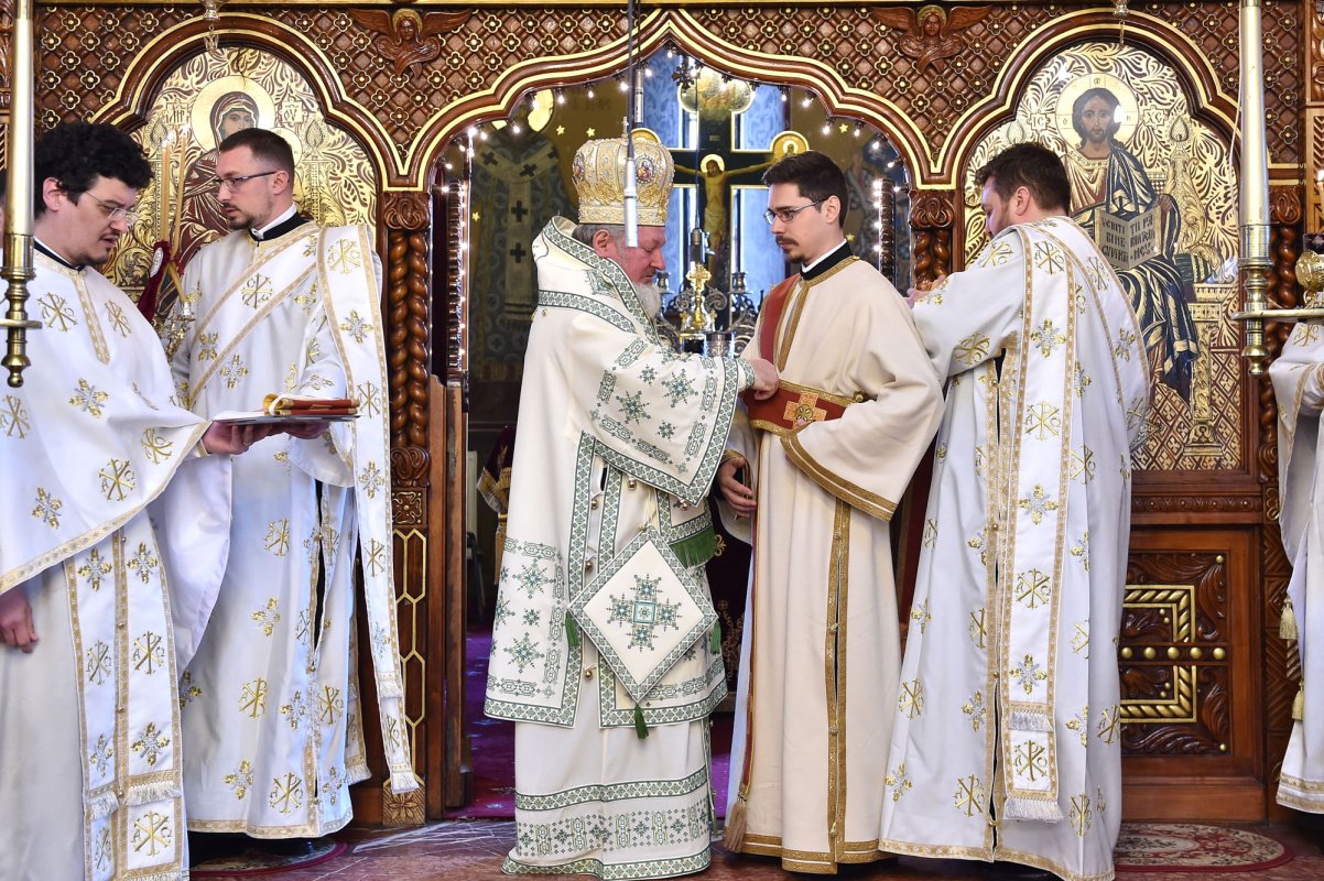 Teolog de la „Ziarul Lumina” a primit hirotonia întru diacon 115331