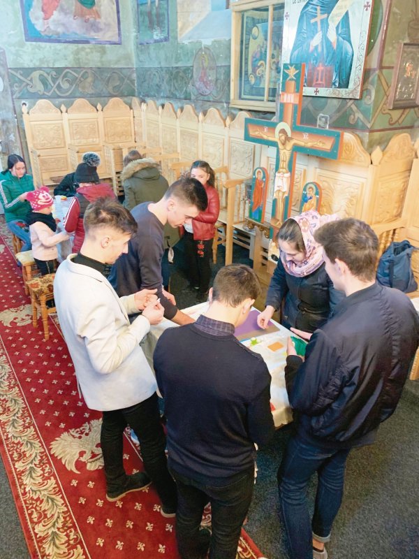 Proiectul misionar „Vestitorii primăverii”, desfăşurat în Parohia Ciornohal 115227