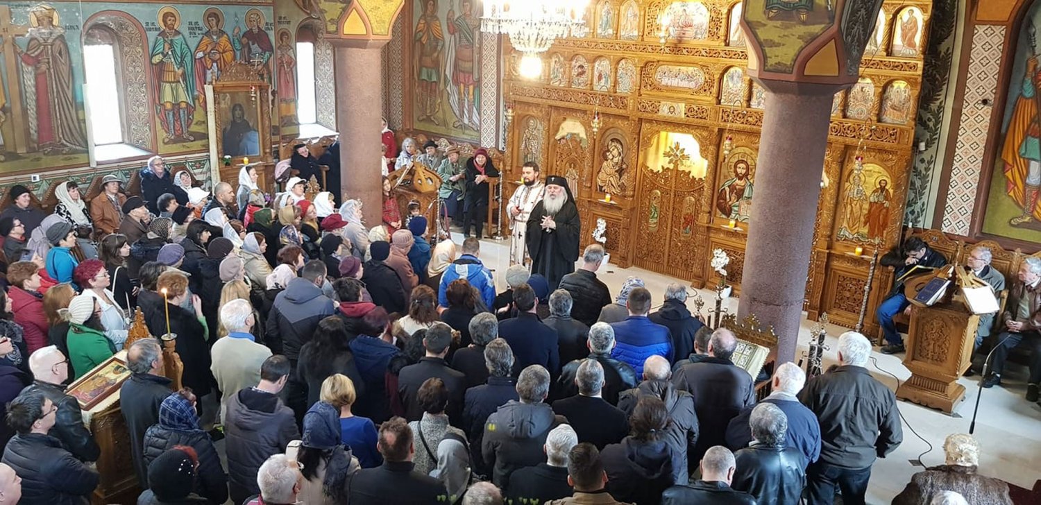 Slujiri arhierești în Duminica Înfricoșătoarei Judecăți 115284