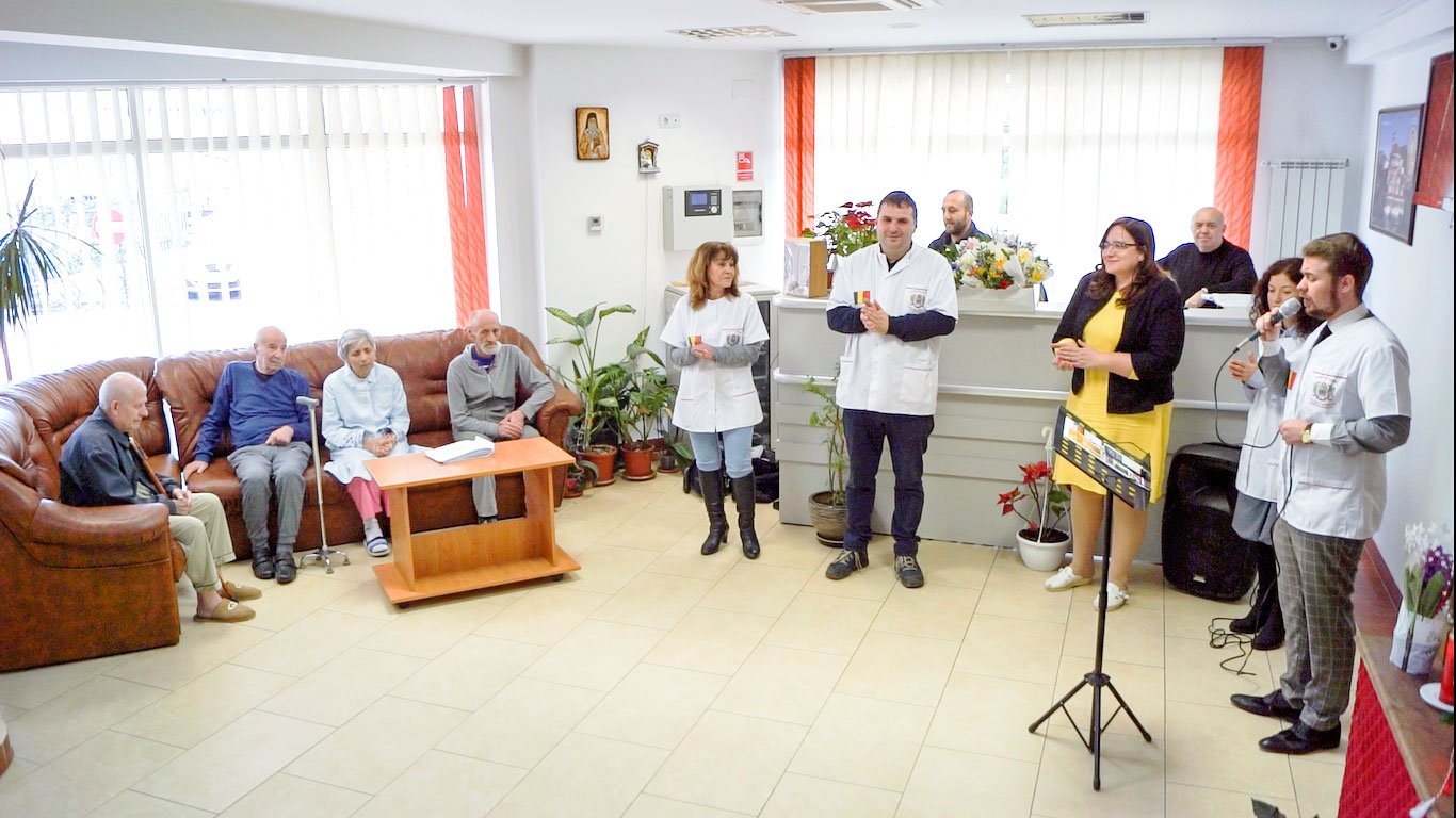 Moment cultural artistic la Centrul „Sfântul Nectarie” 115195