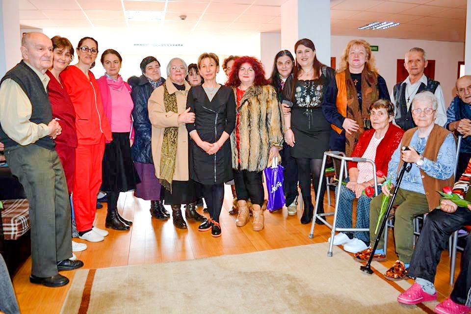 Campania „Un mărţişor, un zâmbet şi un cântec” 115153