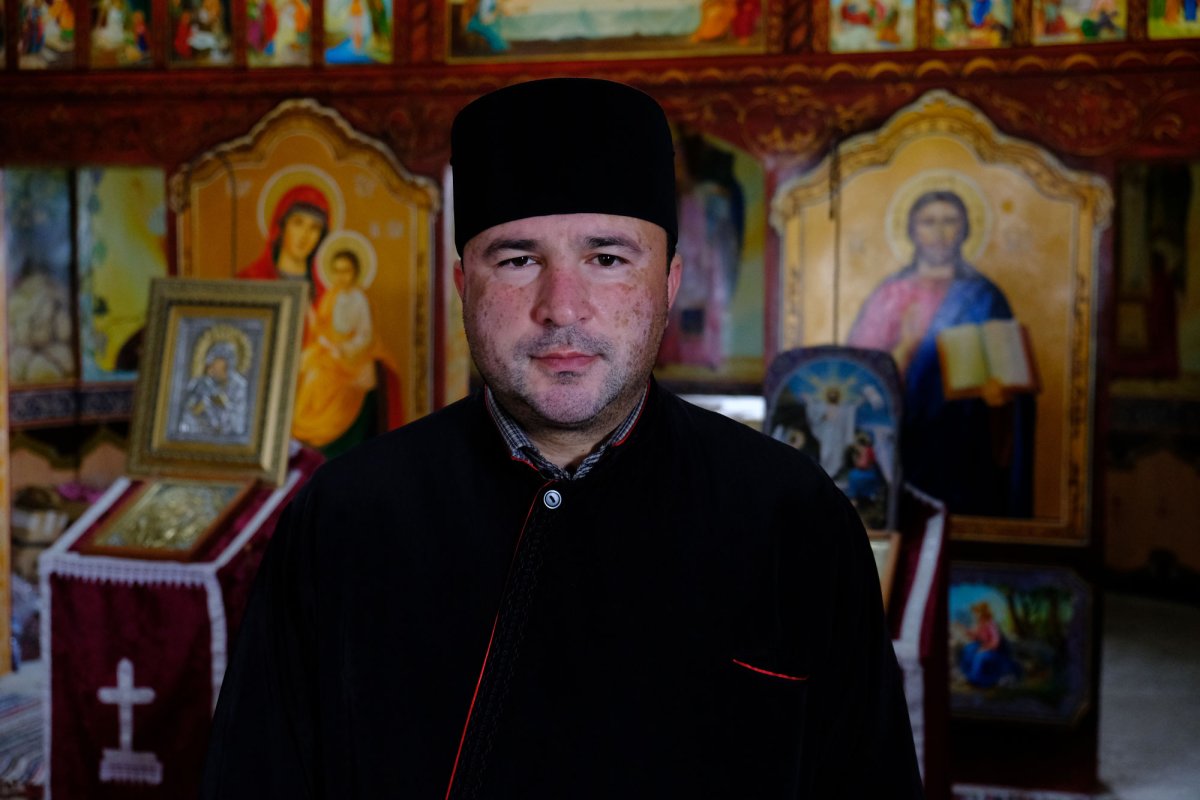 Galița, satul solidarității zidite de Biserică 115120