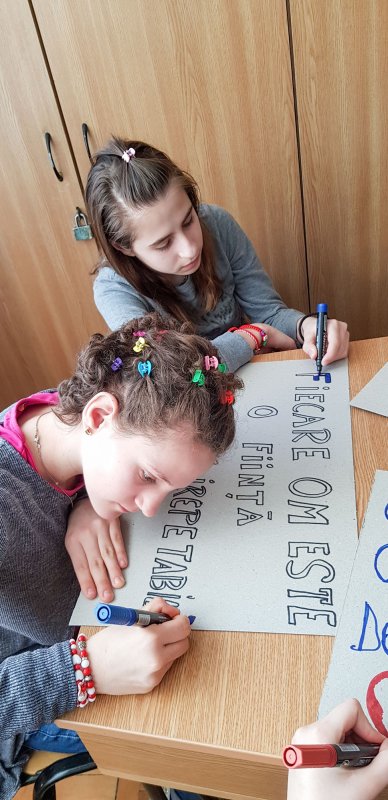 Proiectul „Desenăm pentru viață” la Buzău 114982