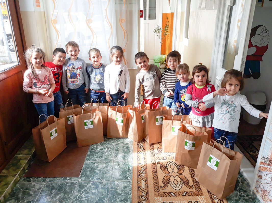 Activități dedicate nașterii și ocrotirii copilului la Râmnicu Sărat 114902