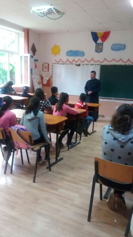 „Biserica robilor” din vechiul sat Decindea 114892