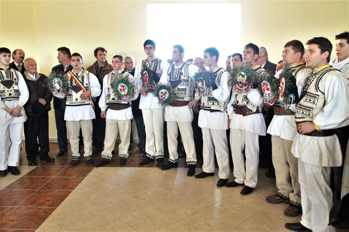 O catedrală a Țării Făgărașului: Biserica „Sfântul Nicolae” din Ucea de Jos 114925