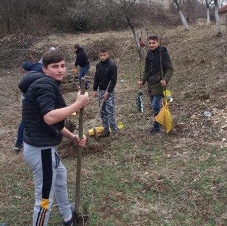 Pomi fructiferi plantați la Filia Văsoaia, Parohia Păiușeni 114933