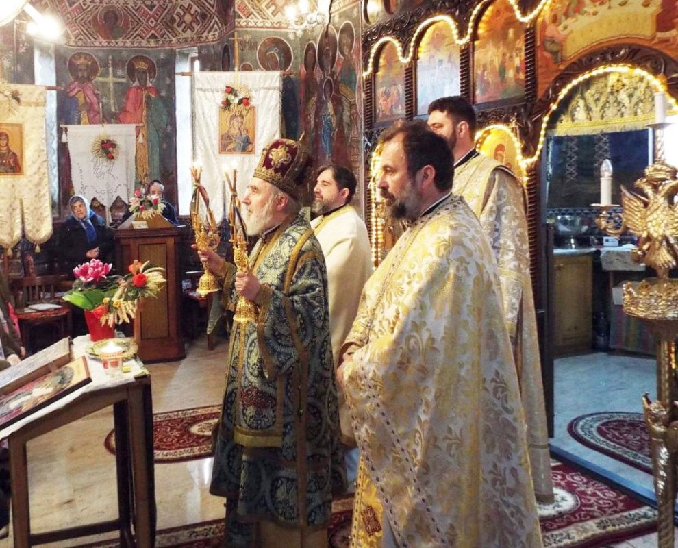 Slujiri arhierești în Duminica Izgonirii lui Adam din Rai 114789