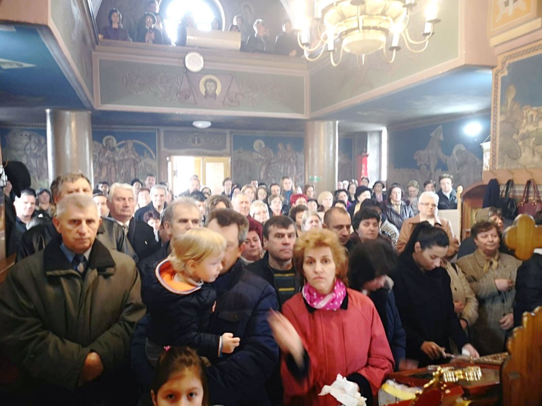 Slujiri arhierești în Duminica Izgonirii lui Adam din Rai 114795