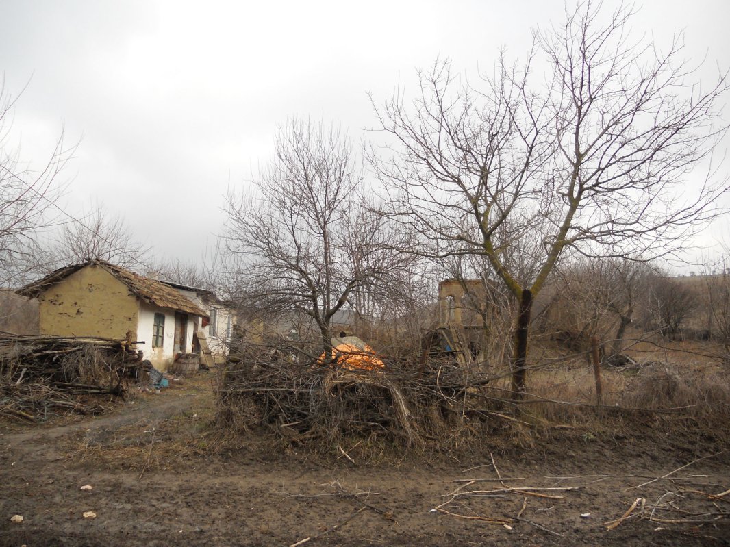 Satul din pustia cu patru locuitori și o mănăstire 114612