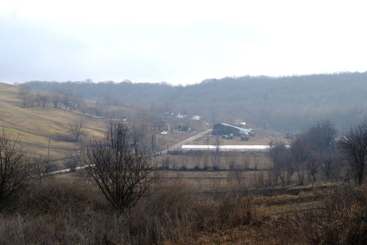 Satul din pustia cu patru locuitori și o mănăstire 114613