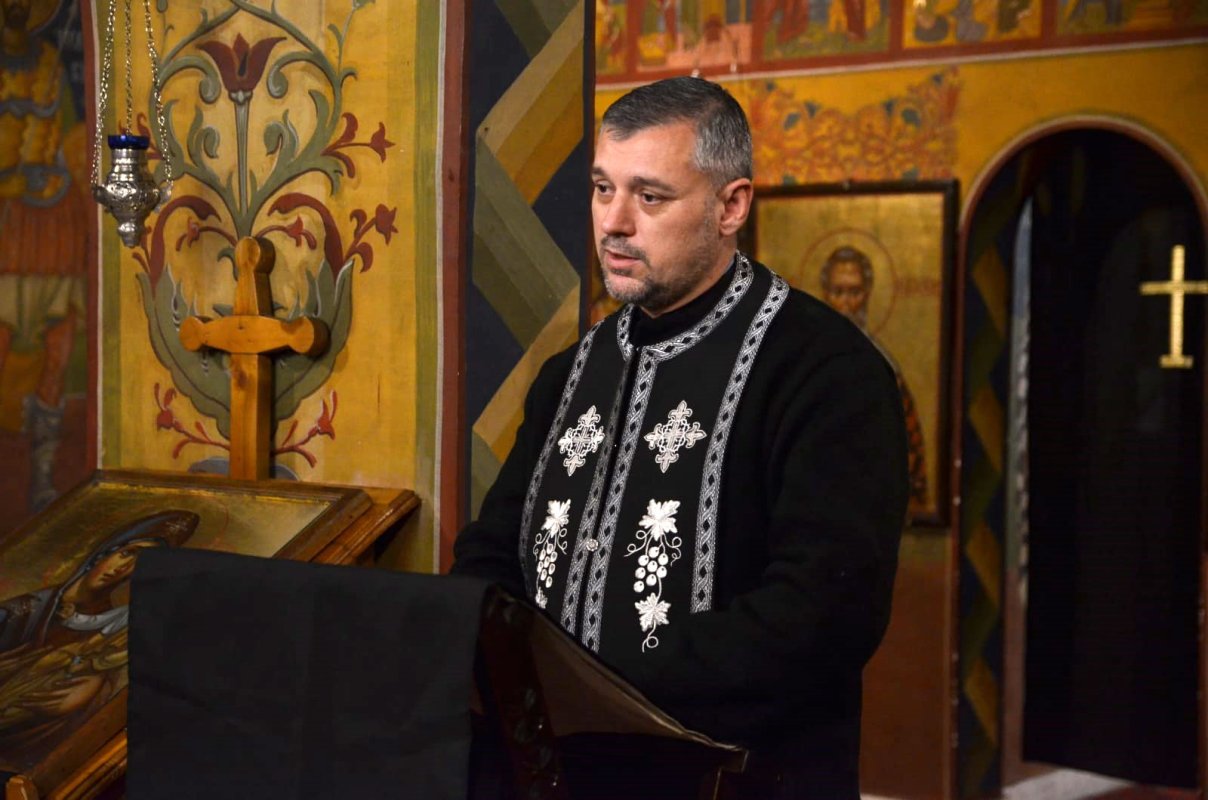 Conferinţă duhovnicească pentru seminariştii craioveni 114575