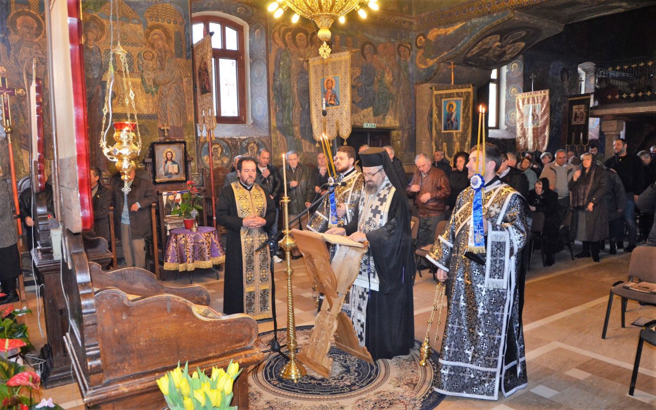 Slujiri arhierești în prima săptămână a Postului Mare 114551