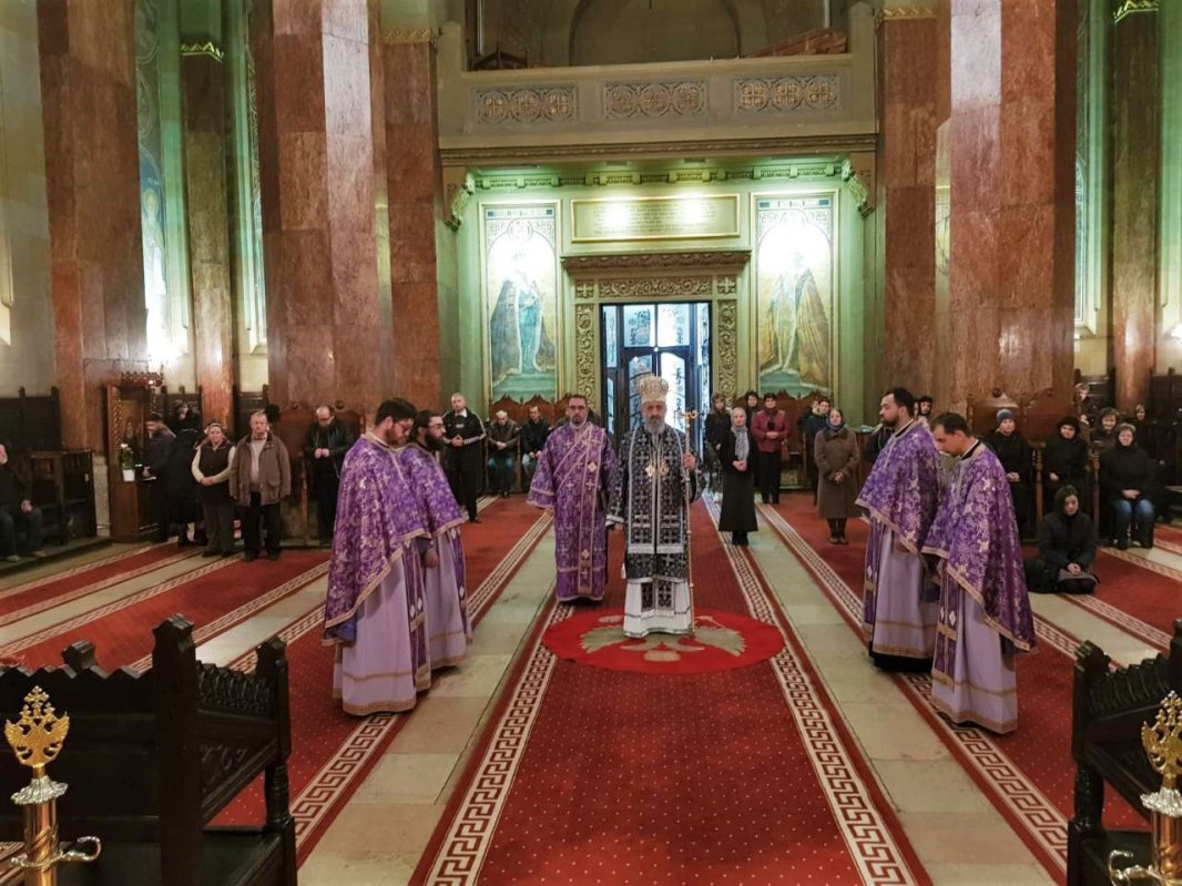 Slujiri arhierești în prima săptămână a Postului Mare 114552