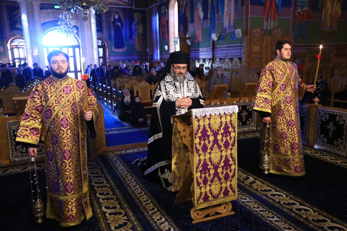 Slujba Canonului cel Mare la Catedrala Arhiepiscopală din Buzău 114471