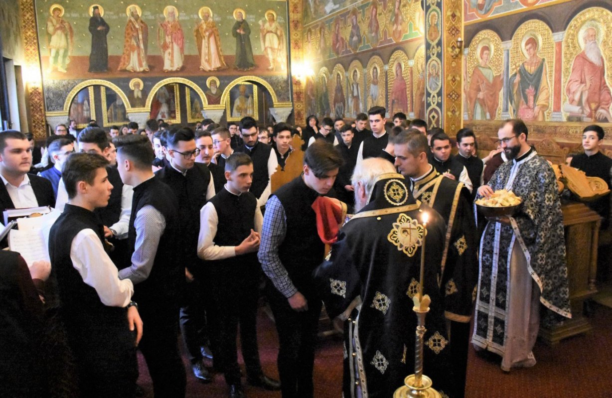 Slujiri arhierești din prima săptămână a Postului Mare 114383