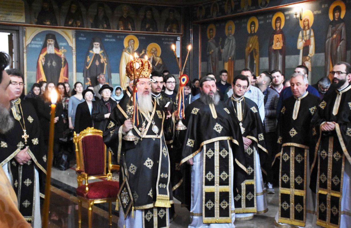 Liturghia Darurilor mai înainte sfințite, în Campusul „Nicolae Ivan” din Cluj-Napoca 114049