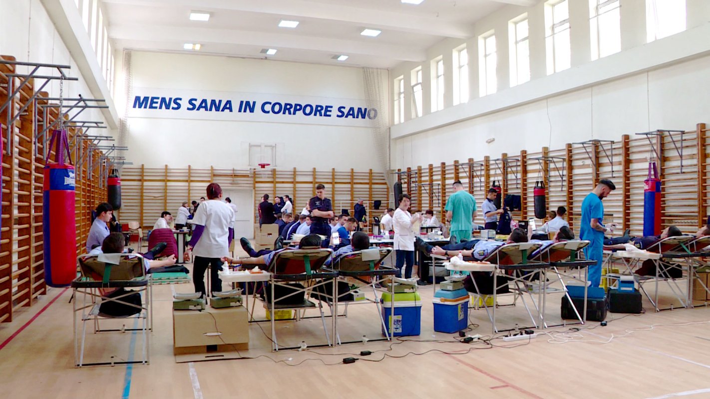 Campanie de donare de sânge la Academia de Poliţie 113966