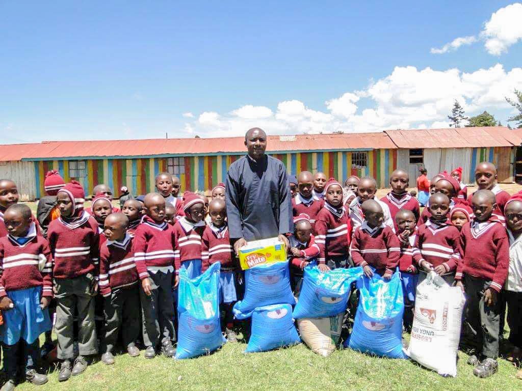 Locuri de cazare pentru orfanii din Kenya 113984