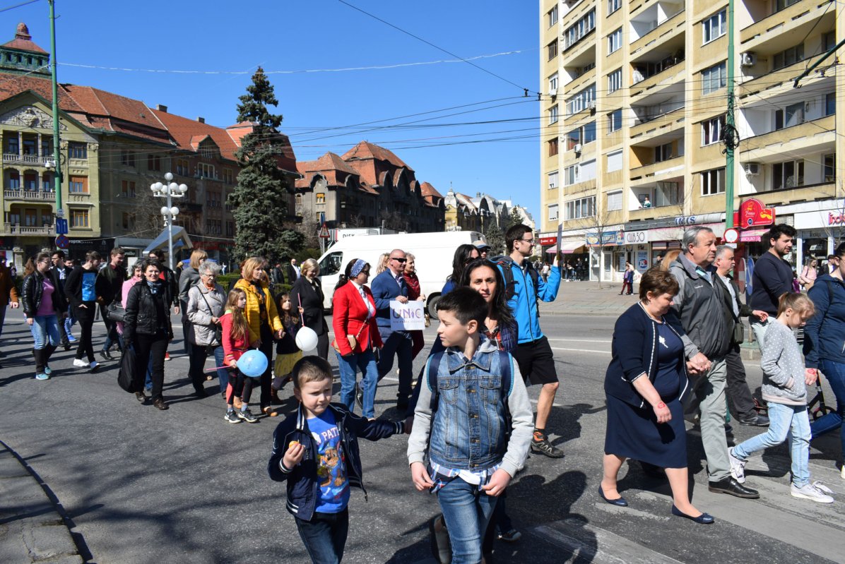 Manifestări pentru dreptul la viață, în orașe transilvane și bănățene 113933